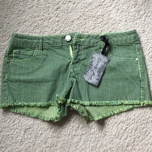 Celebrity pink striped shorts size 7 NWT